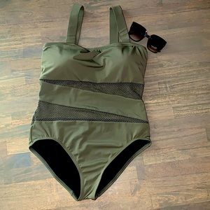 Carmen Marc Valvo One-Piece Swimwear